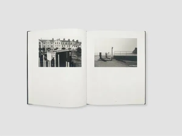 imgi_77_Roger_A_Deakins_Spread_02